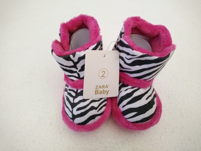 XX06 Sepatu Zara Baby uk 3-6,6-12 Rp. 55.000
